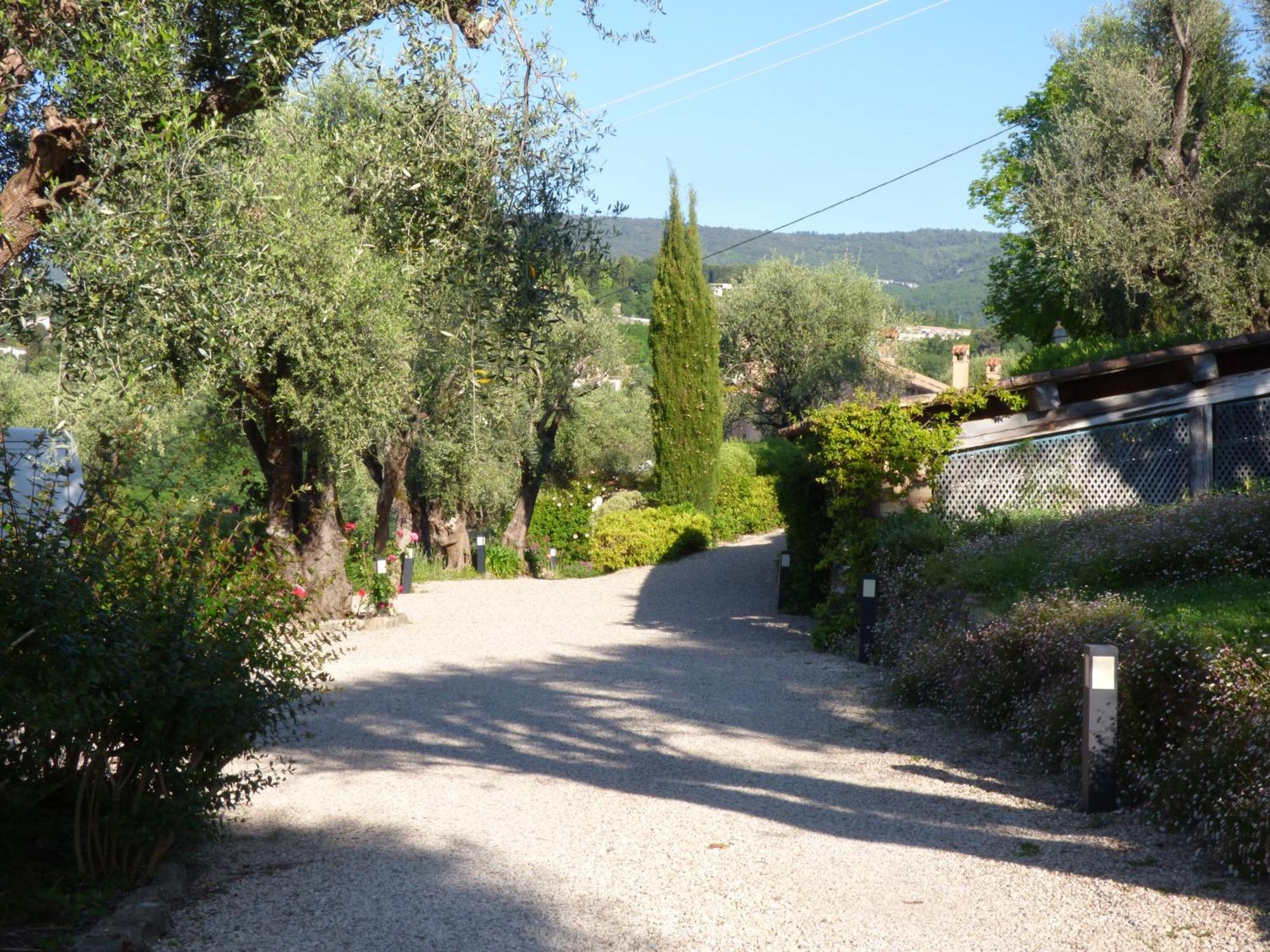 Apartment Cezanne With Heated Pool And Private Garden Chateauneuf-Grasse 외부 사진